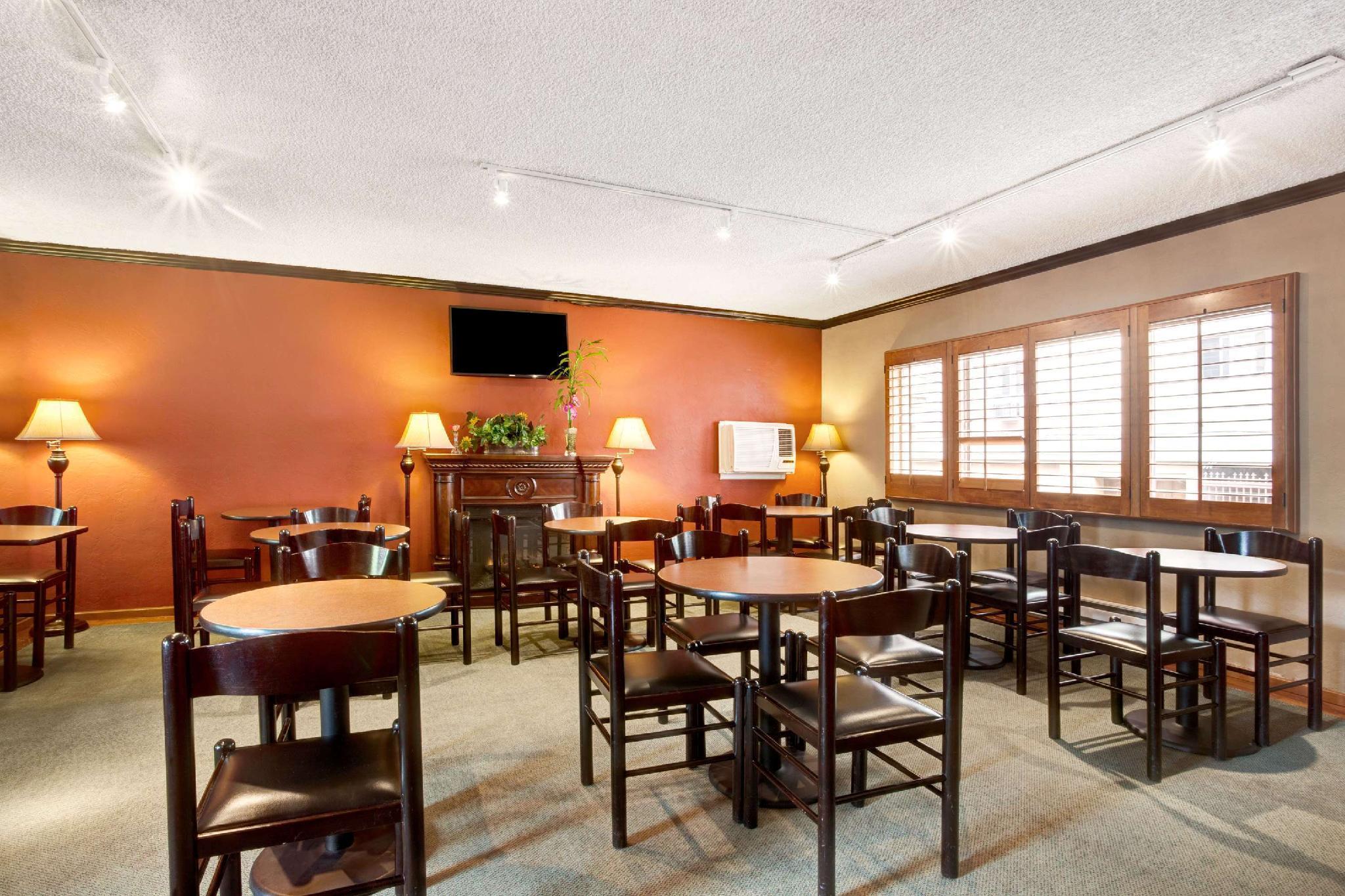 Travelodge By Wyndham Seattle By The Space Needle Εξωτερικό φωτογραφία