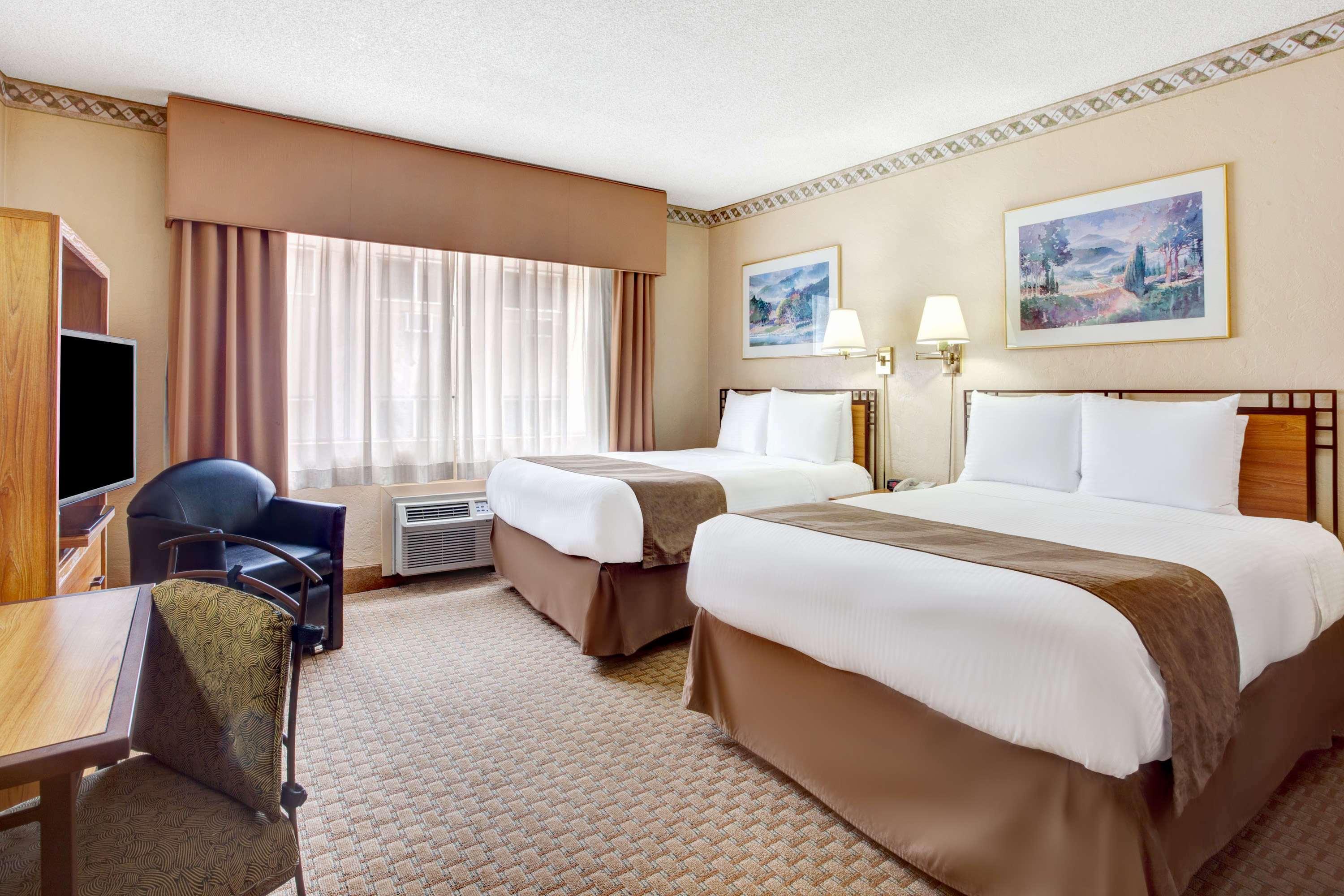 Travelodge By Wyndham Seattle By The Space Needle Εξωτερικό φωτογραφία