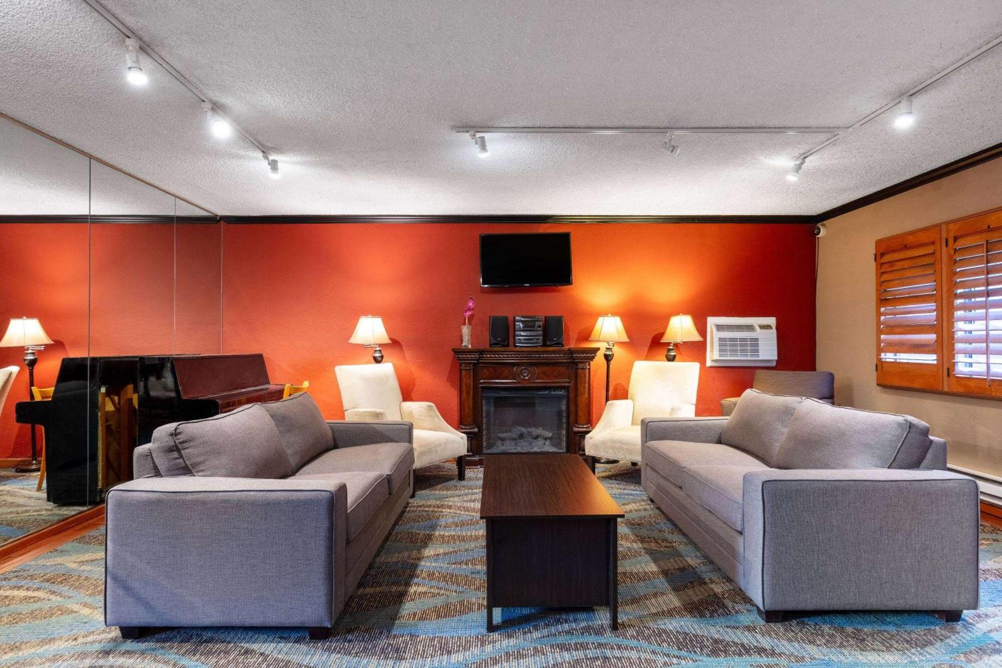 Travelodge By Wyndham Seattle By The Space Needle Εξωτερικό φωτογραφία
